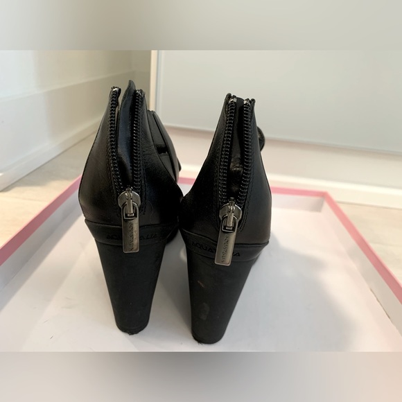 Aquatalia Black Leather Wedges - Picture 2 of 3